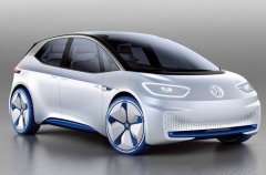 映出我略显疲惫的面容—