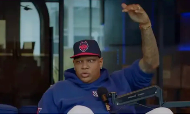 文班亚马三节打卡砍25+15+7盖帽 马刺逼近联盟第一