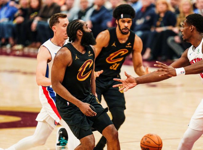 哈登主导骑士锁定季后赛第四名