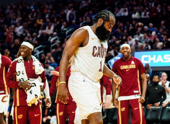 哈登主导骑士锁定季后赛第四名