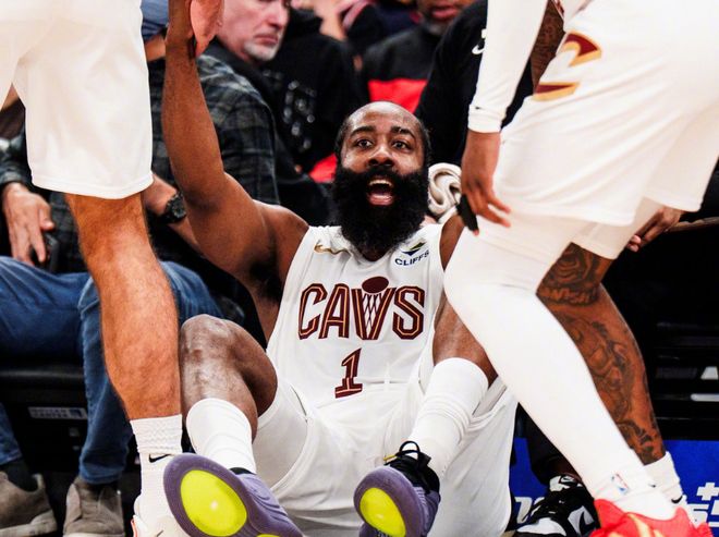 哈登主导骑士锁定季后赛第四名