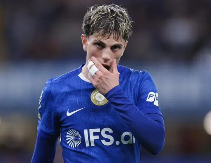 切尔西对加纳乔态度明确：信任与未来边锋引援